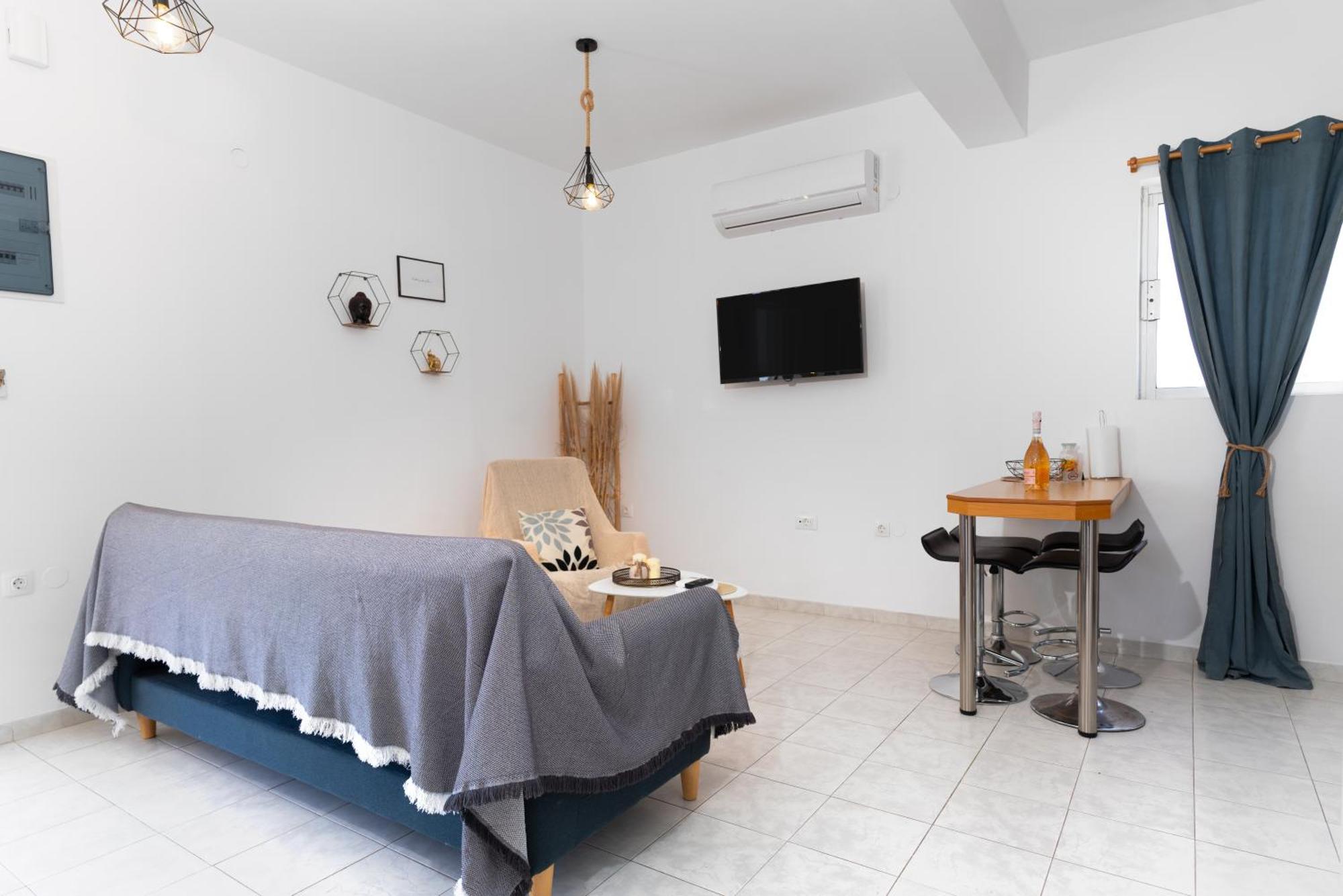 Appartamento Marvinas Seaside Apartments, Gaia & Hydor Jacuzzi *