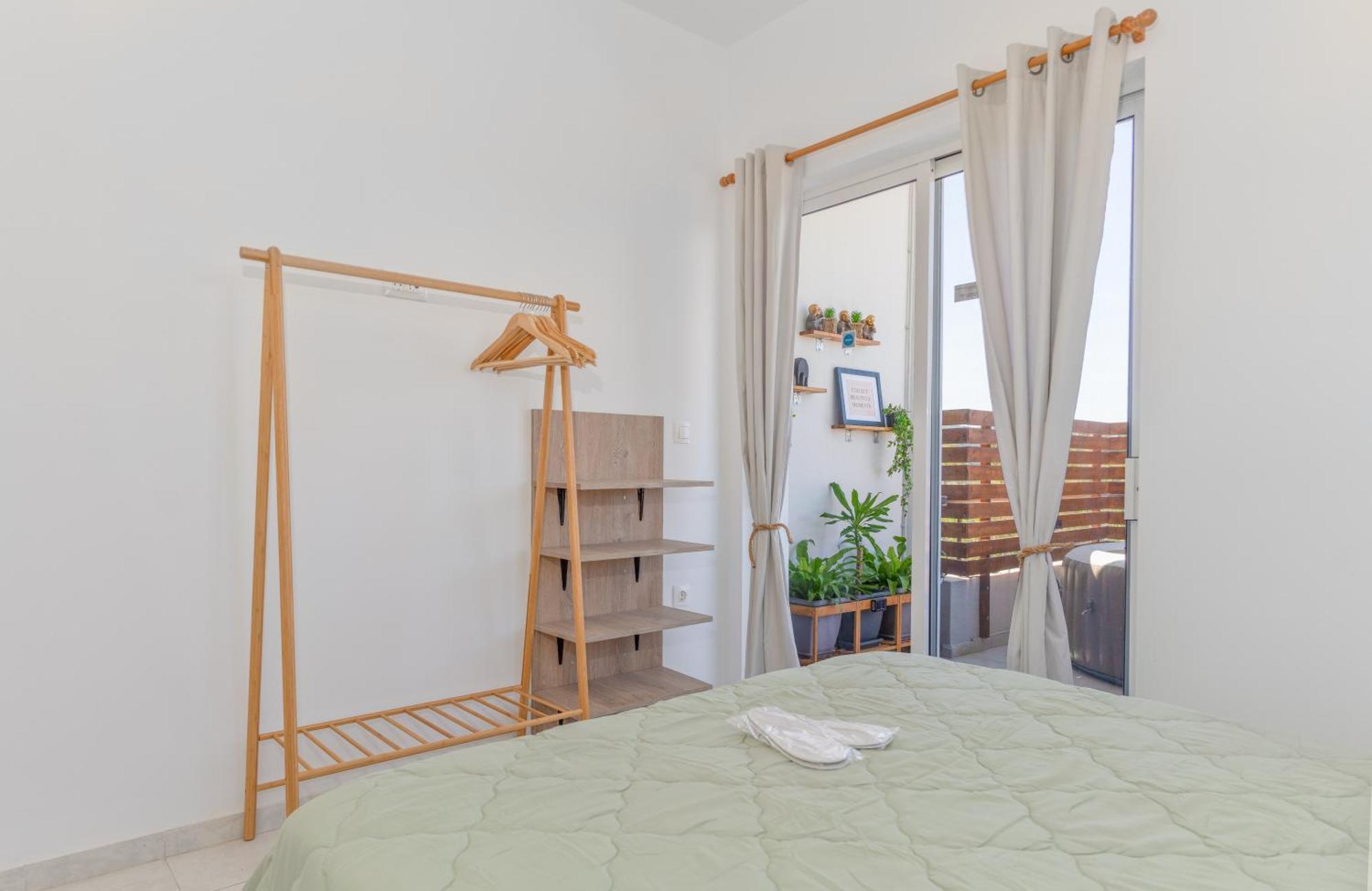 Marvinas Seaside Apartments, Gaia & Hydor Jacuzzi Apartment *